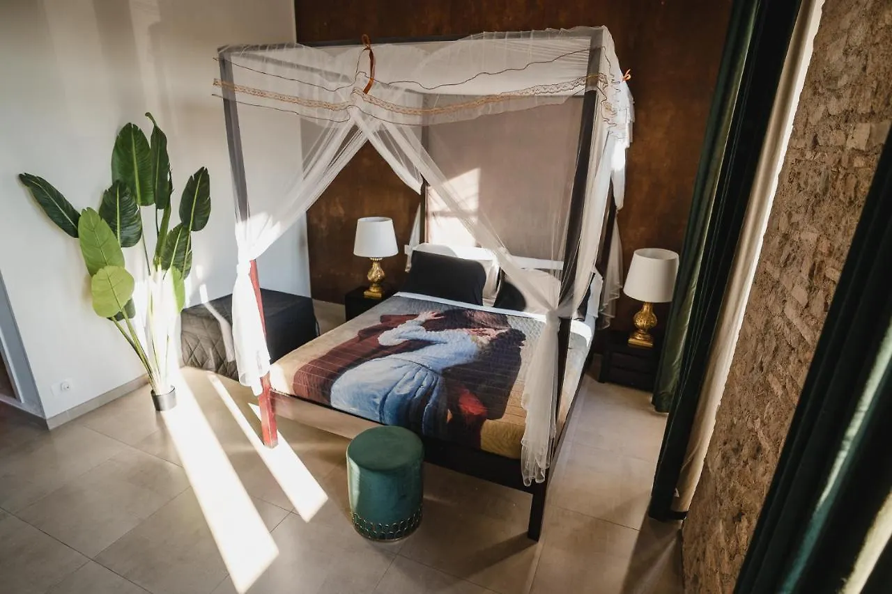 Le Boutique Luxury Rooms Diffused In Historic Center فيوميتشينو 0*,