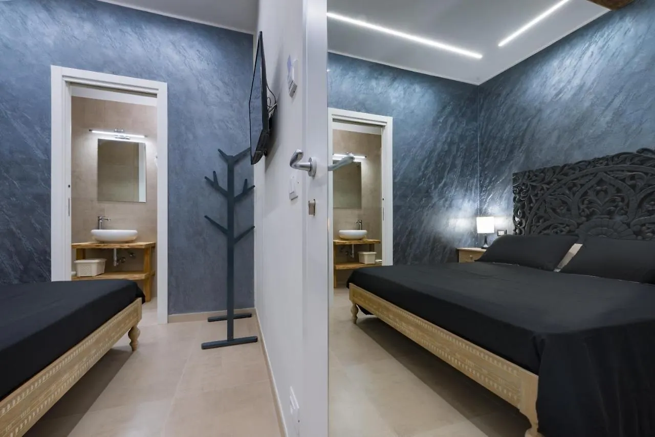 Le Boutique Luxury Rooms Diffused In Historic Center Fiumicino