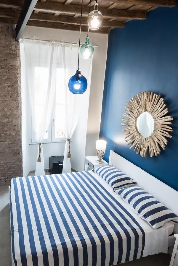 Le Boutique Luxury Rooms Diffused In Historic Center Fiumicino 0*,