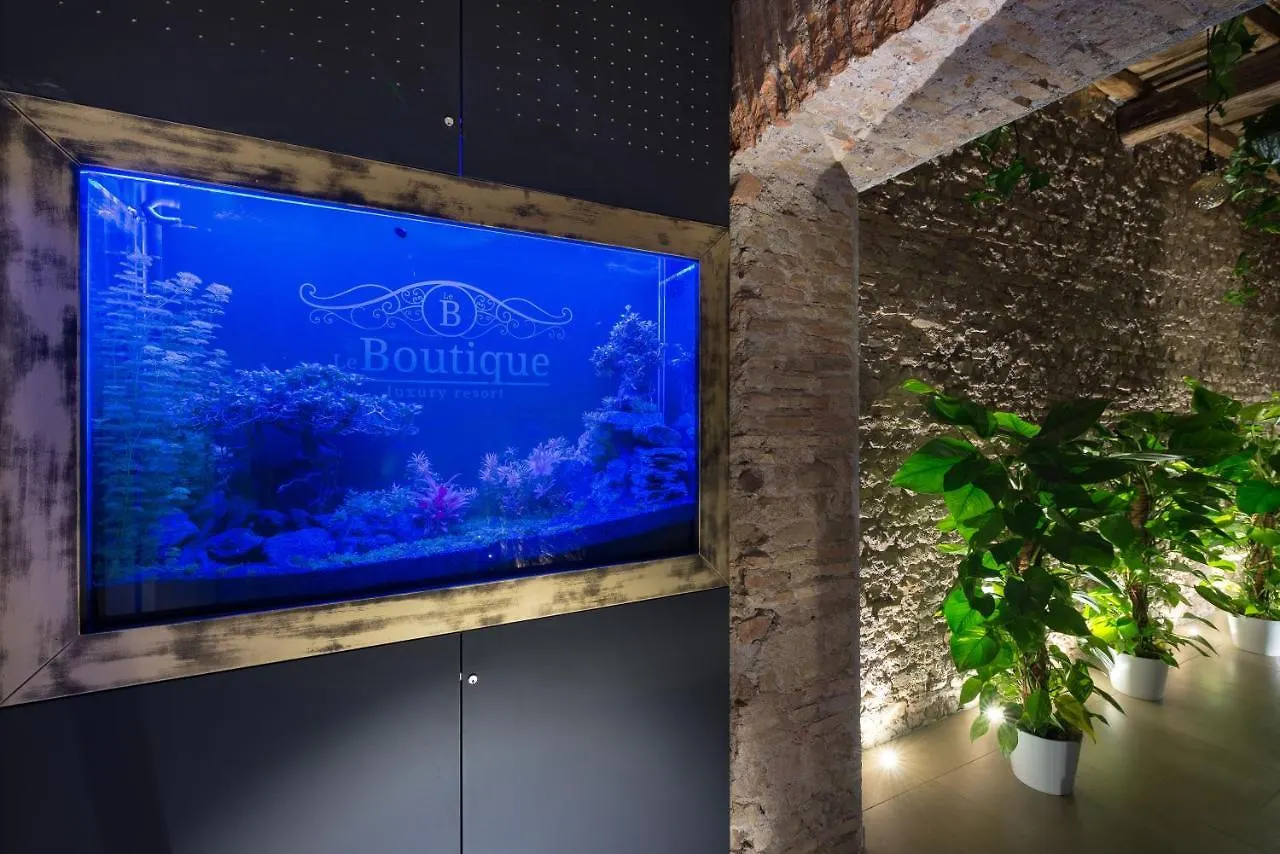 Le Boutique Luxury Rooms Diffused In Historic Center فيوميتشينو